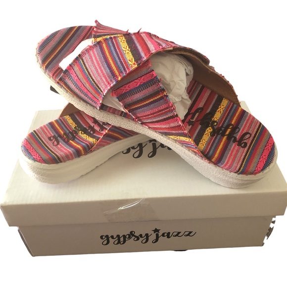 Gypsy Jazz Shoes - Gypsy Jazz Ocean Prints Slipper Sandals Multi-Color Serape Style NWT Size 6.5